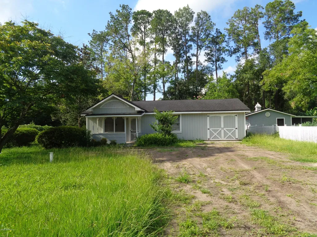 2016 Navaho Avenue Jacksonville FL 32210