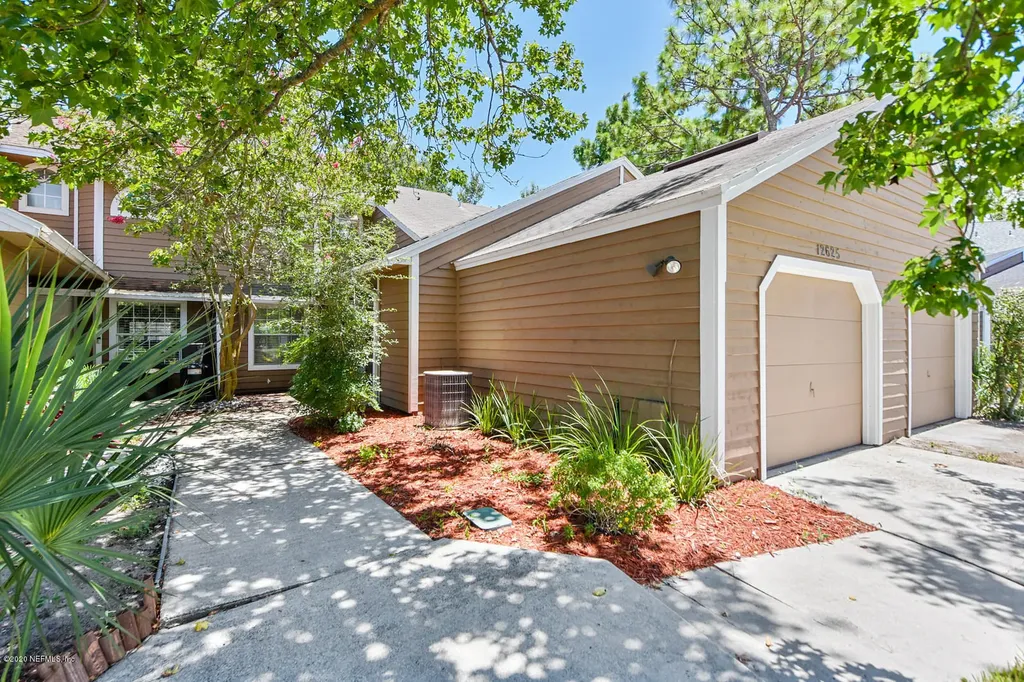 12625 Ashbrook Circle E Jacksonville FL 32225