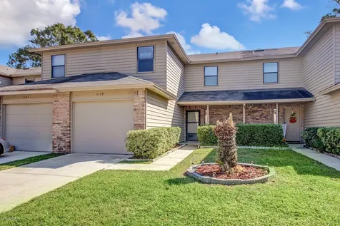 1139 Romaine Circle W Jacksonville FL 32225