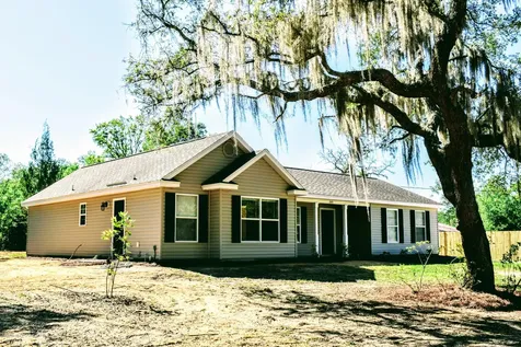203 Mirror Lake Drive Interlachen FL 32148