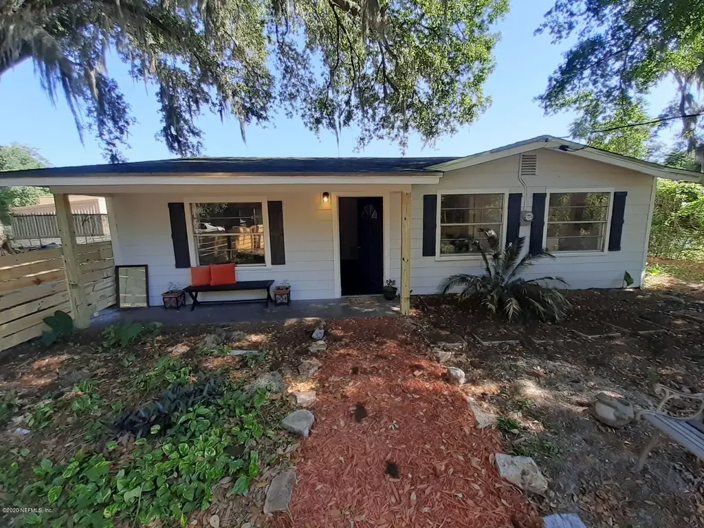 5163 Delphin Lane Jacksonville FL 32244