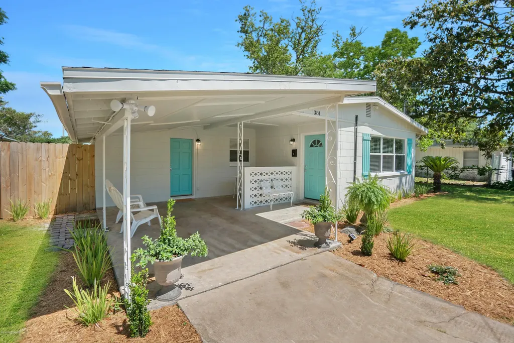 381 Sargo Road Atlantic Beach FL 32233