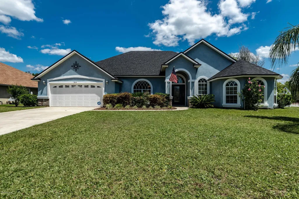 2912 Southbank Circle Green Cove Springs FL 32043