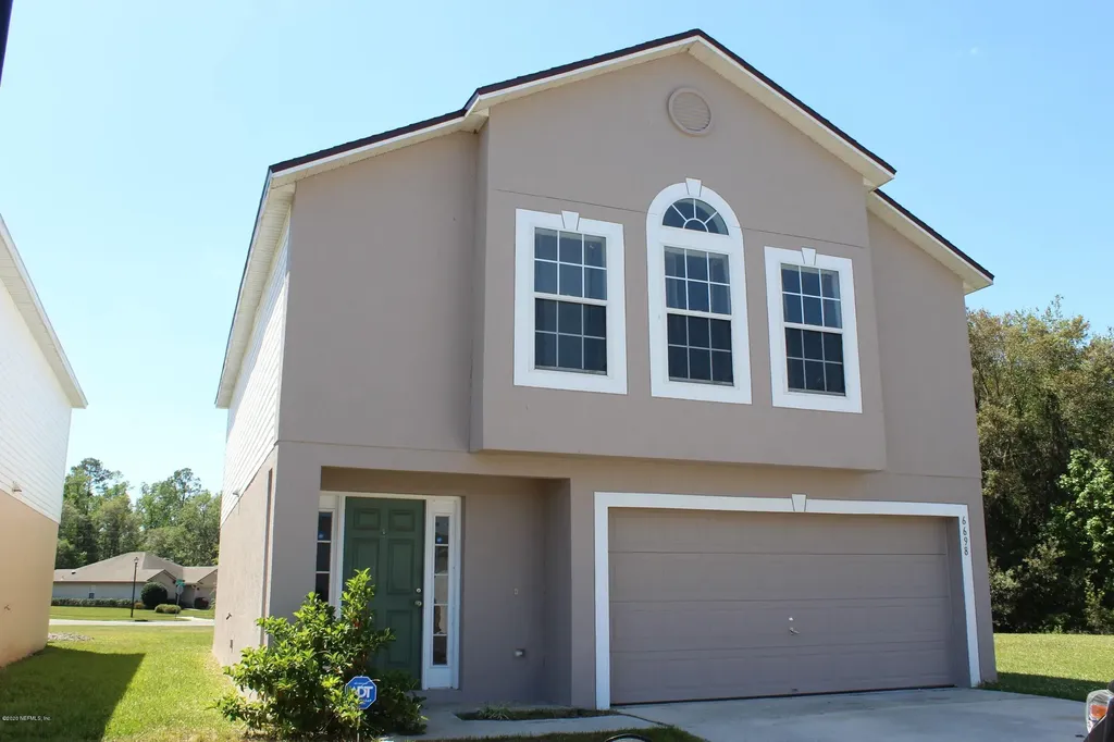 6698 Gentle Oaks Drive W Jacksonville FL 32244