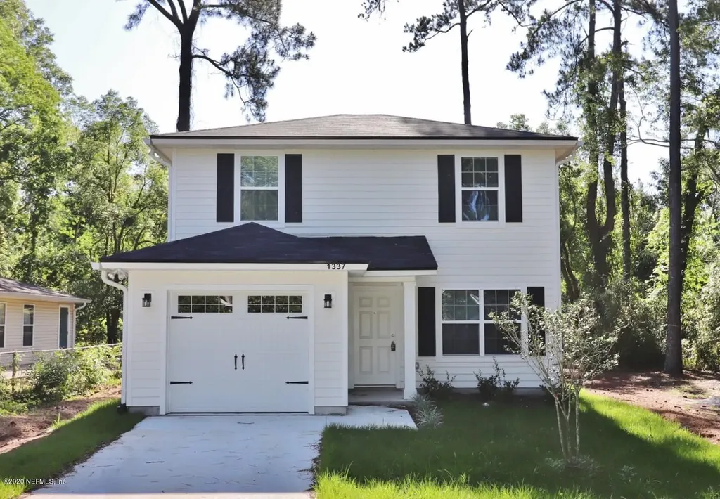 1337 Pangola Drive Jacksonville FL 32205