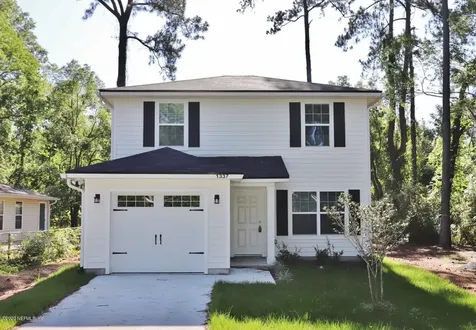 1337 Pangola Drive Jacksonville FL 32205