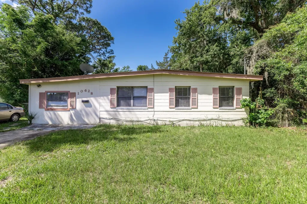 10628 Wake Forest Avenue Jacksonville FL 32218
