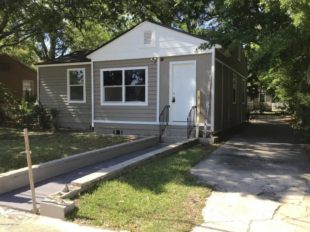 1061 W 12th Street Jacksonville FL 32209