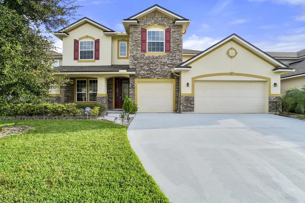 4632 Silverthorn Drive Jacksonville FL 32258