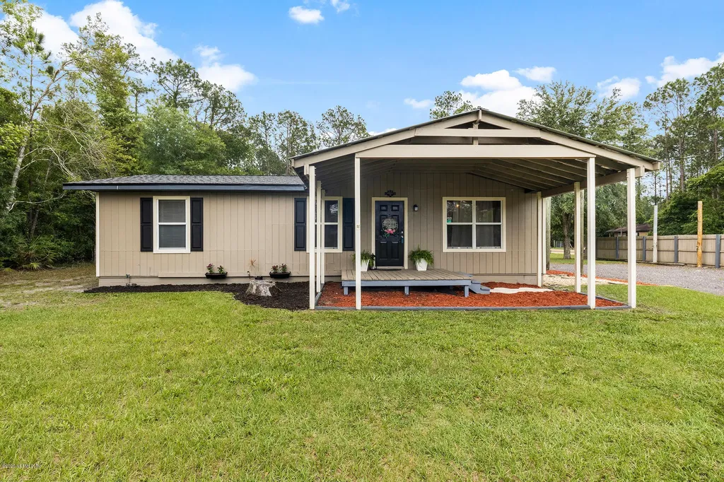 30 N Dolphin Avenue Middleburg FL 32068