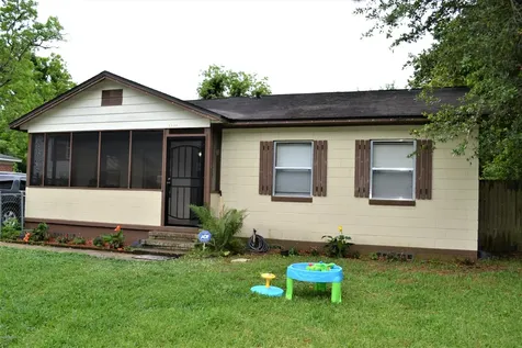 3330 Sunnybrook Avenue N Jacksonville FL 32254