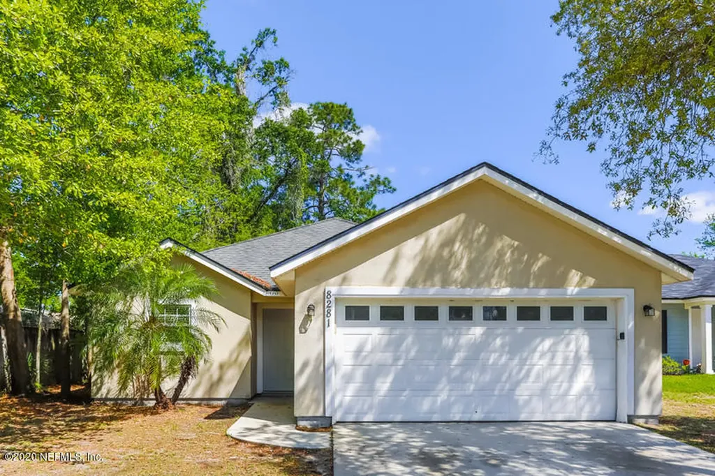 8281 Maple Street Jacksonville FL 32244