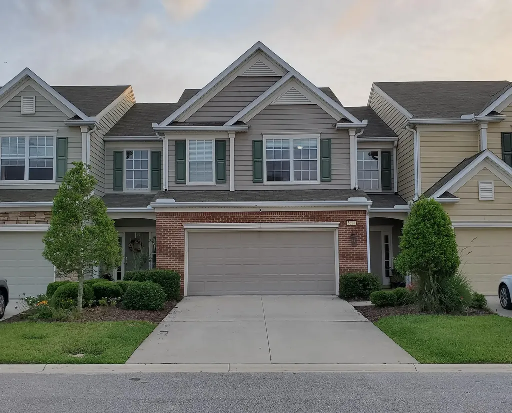 8393 Cannonwood Lane Jacksonville FL 32216