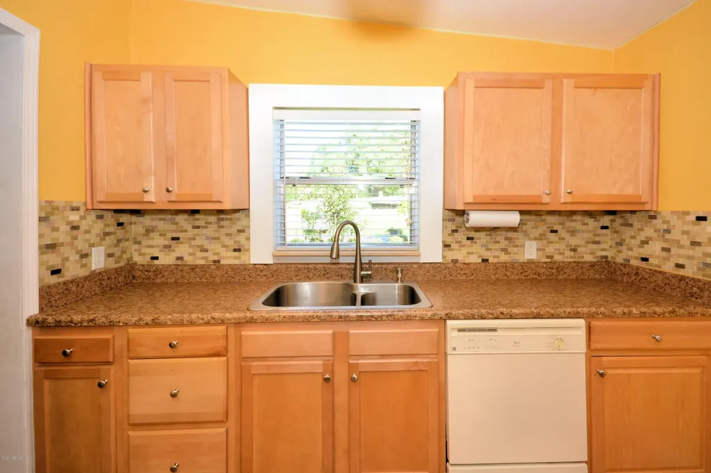 5015 Kimbrell Drive E Jacksonville FL 32210