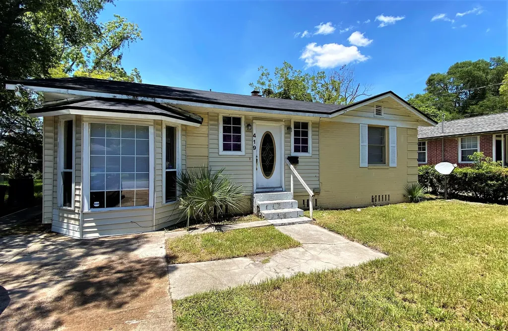 419 Springfield Court N Jacksonville FL 32206