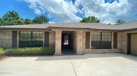1958 Wages Way S Jacksonville FL 32218