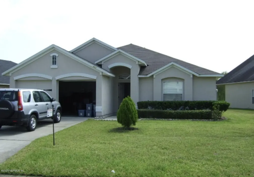 221 Brookchase Lane W Jacksonville FL 32225