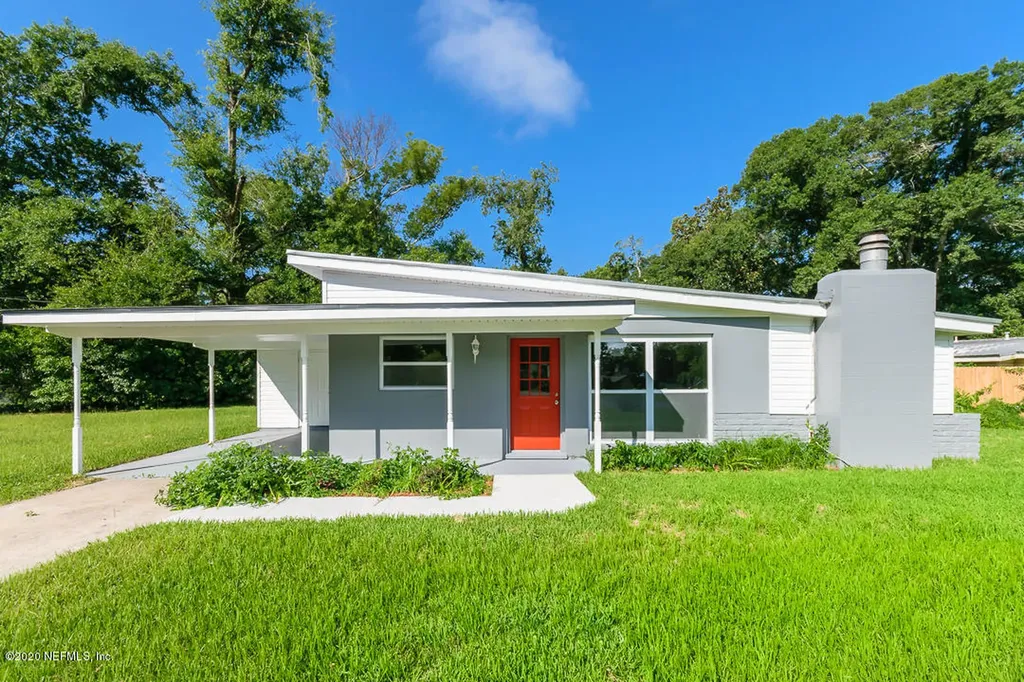 1804 Louvre Drive Jacksonville FL 32221