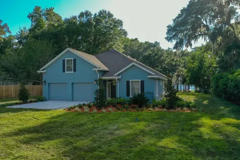 745 SE 19th Terrace Melrose FL 32666