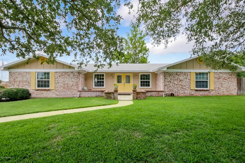 543 Belmont Court W Orange Park FL 32073