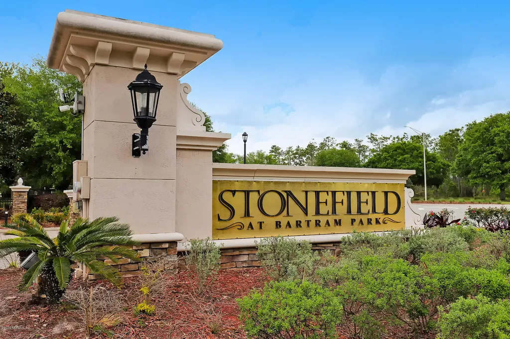 5817 Parkstone Crossing Drive Jacksonville FL 32258