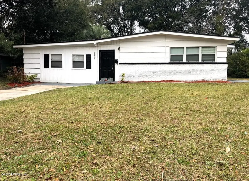 7629 Mayapple Court Jacksonville FL 32211