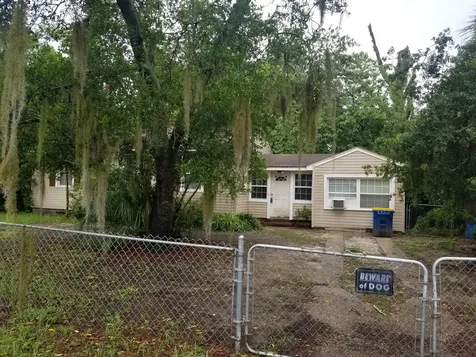 727 Gardenia Lane Jacksonville FL 32208
