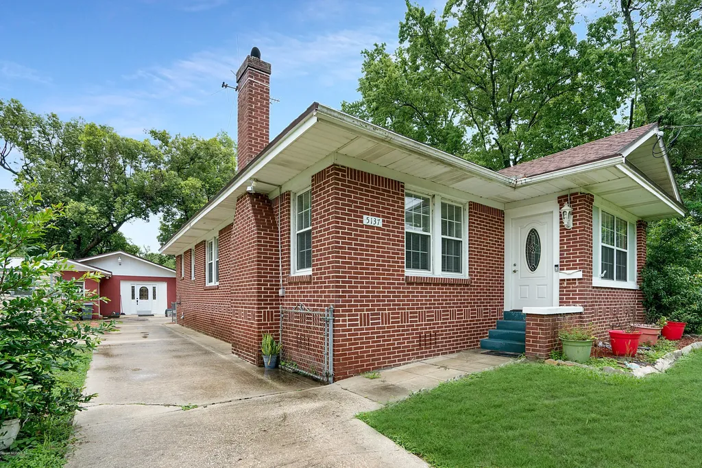 5137 Fremont Street Jacksonville FL 32210