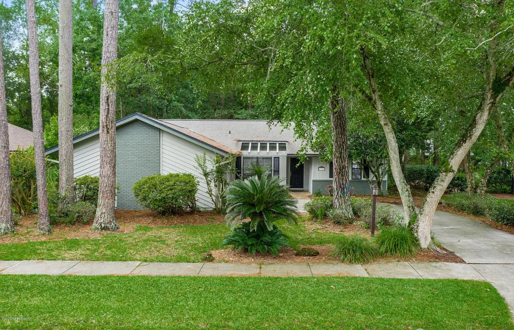 7372 Secret Woods Drive Jacksonville FL 32216