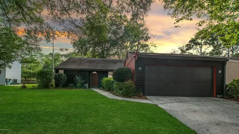 10388 Arrow Lakes Drive E Jacksonville FL 32257