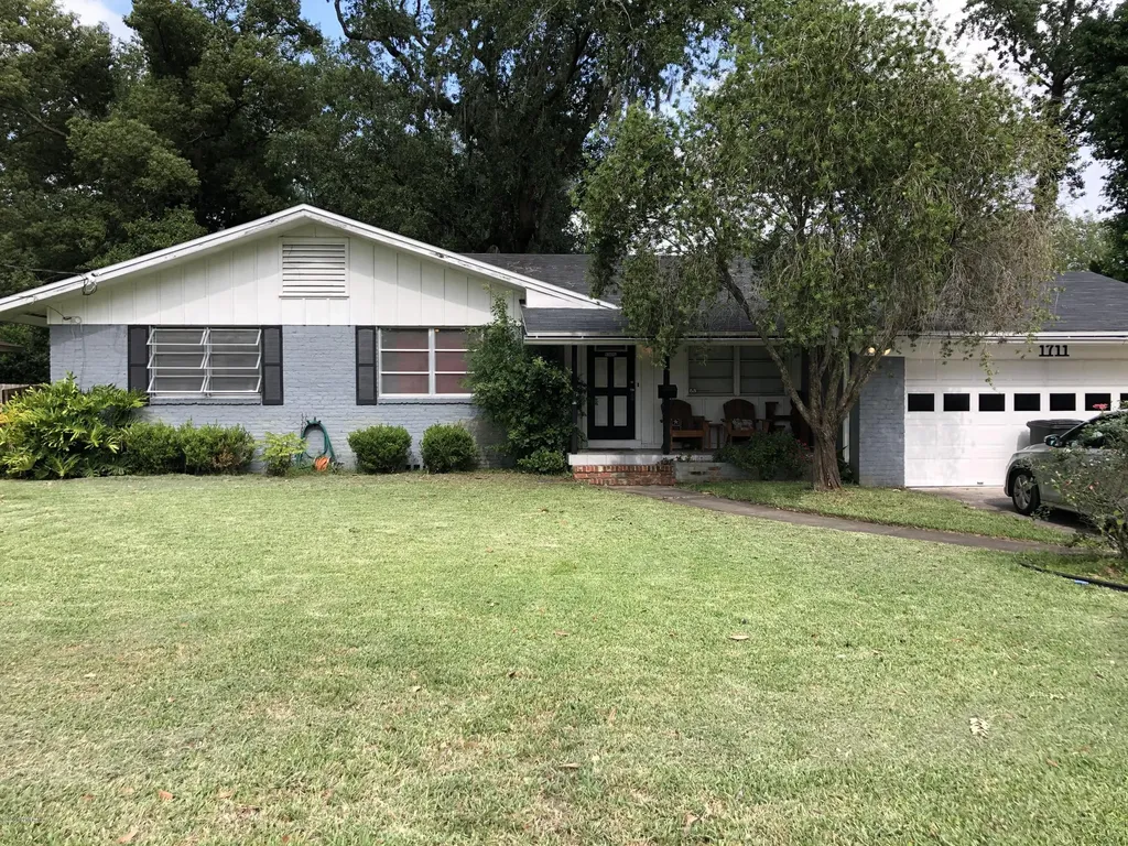 1711 Westminister Avenue Jacksonville FL 32210