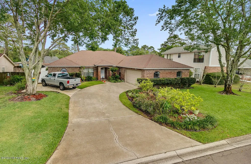 8453 Sand Point Drive E Jacksonville FL 32244