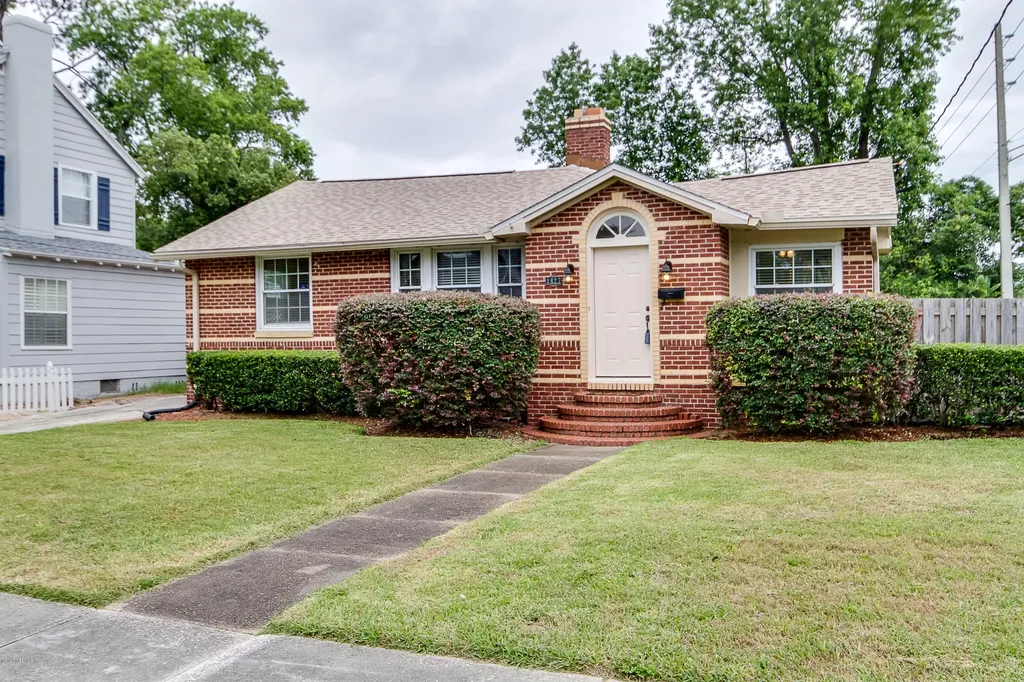 1427 River Oaks Road Jacksonville FL 32207