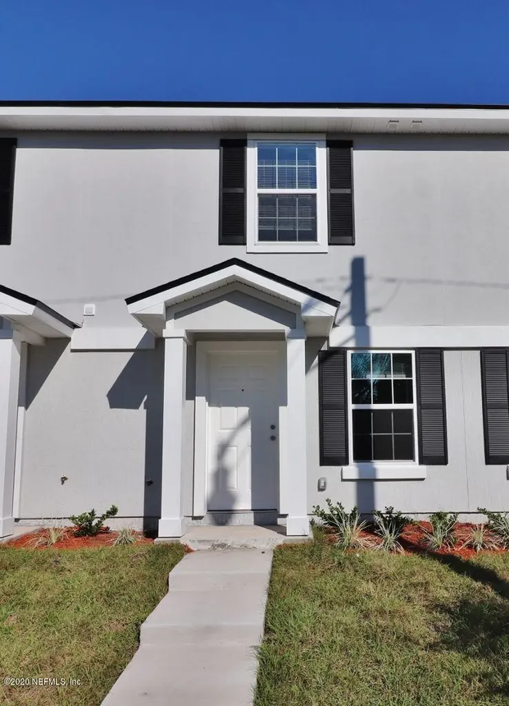 8480 Mcgirts Village Lane Jacksonville FL 32210