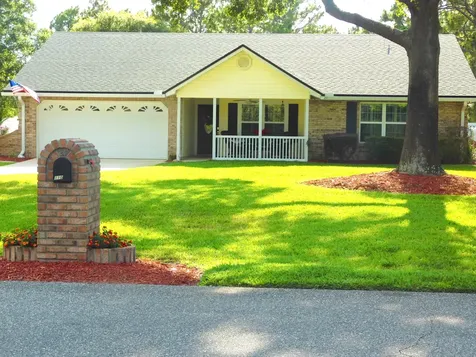 1108 Pebble Ridge Drive Jacksonville FL 32220