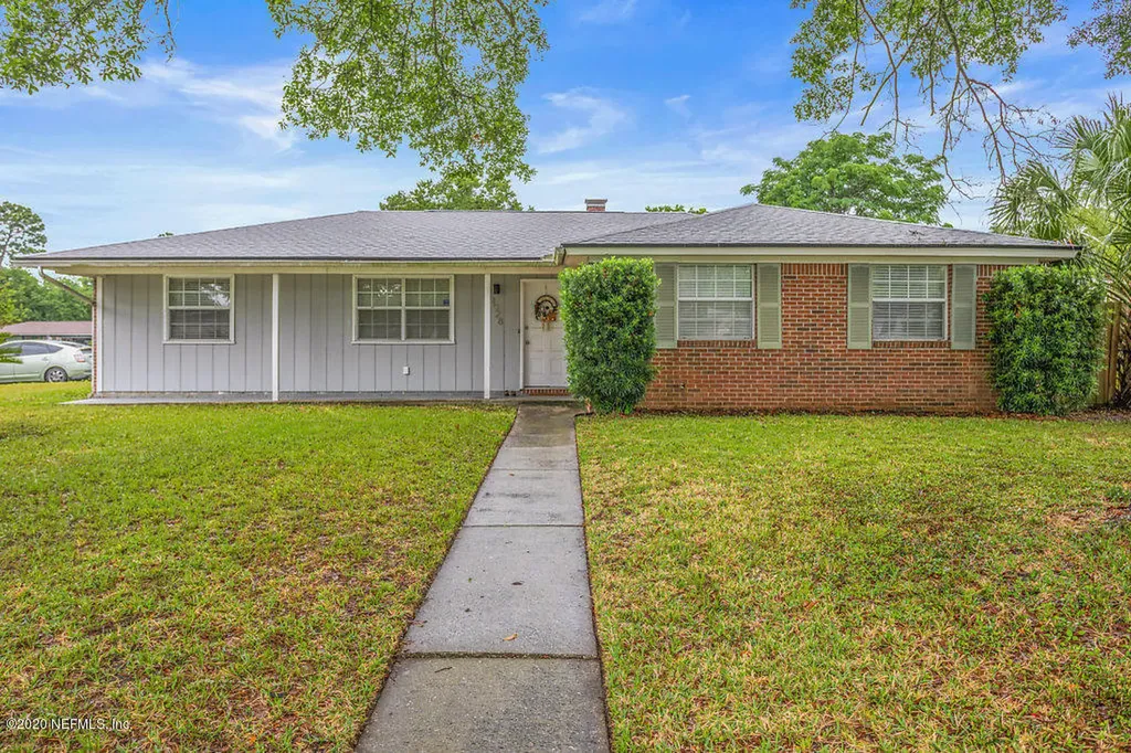 4928 Red Pine Court Jacksonville FL 32210