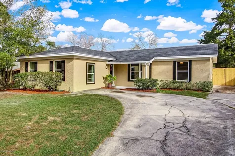 8357 Geoffrey Court Jacksonville FL 32244