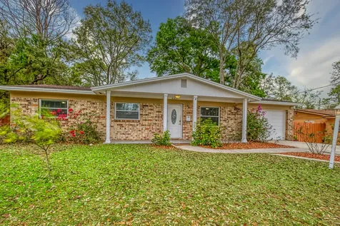 6311 Simca Drive Jacksonville FL 32277