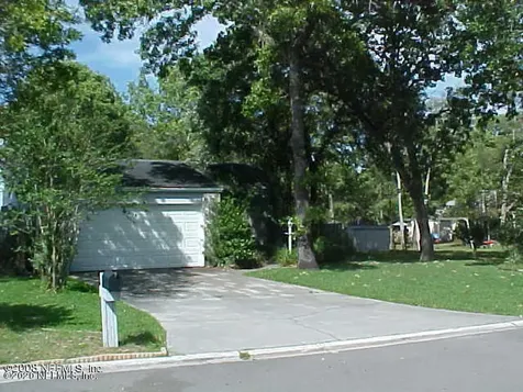 8035 Loch Lomond Lane Jacksonville FL 32244