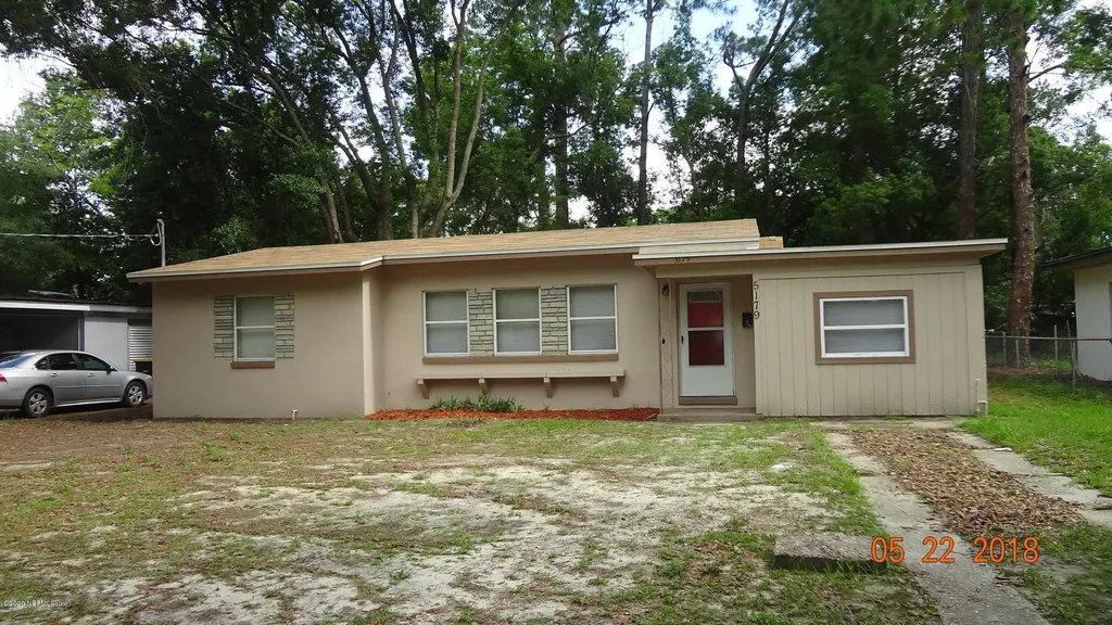 5179 Janice Circle S Jacksonville FL 32210