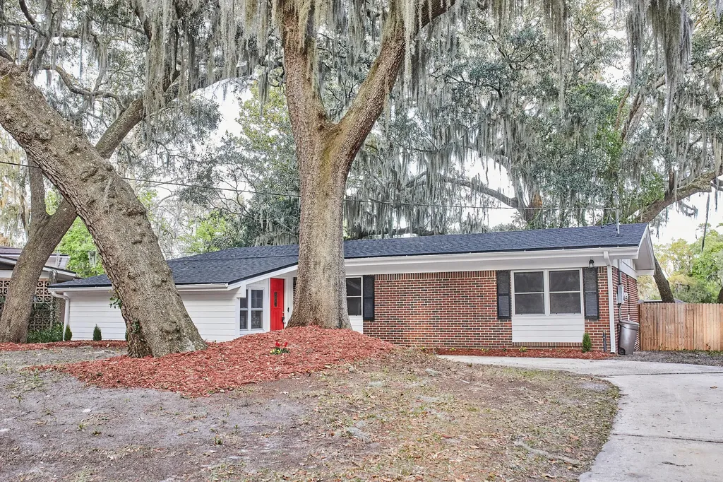 4647 Bluff Avenue Jacksonville FL 32225