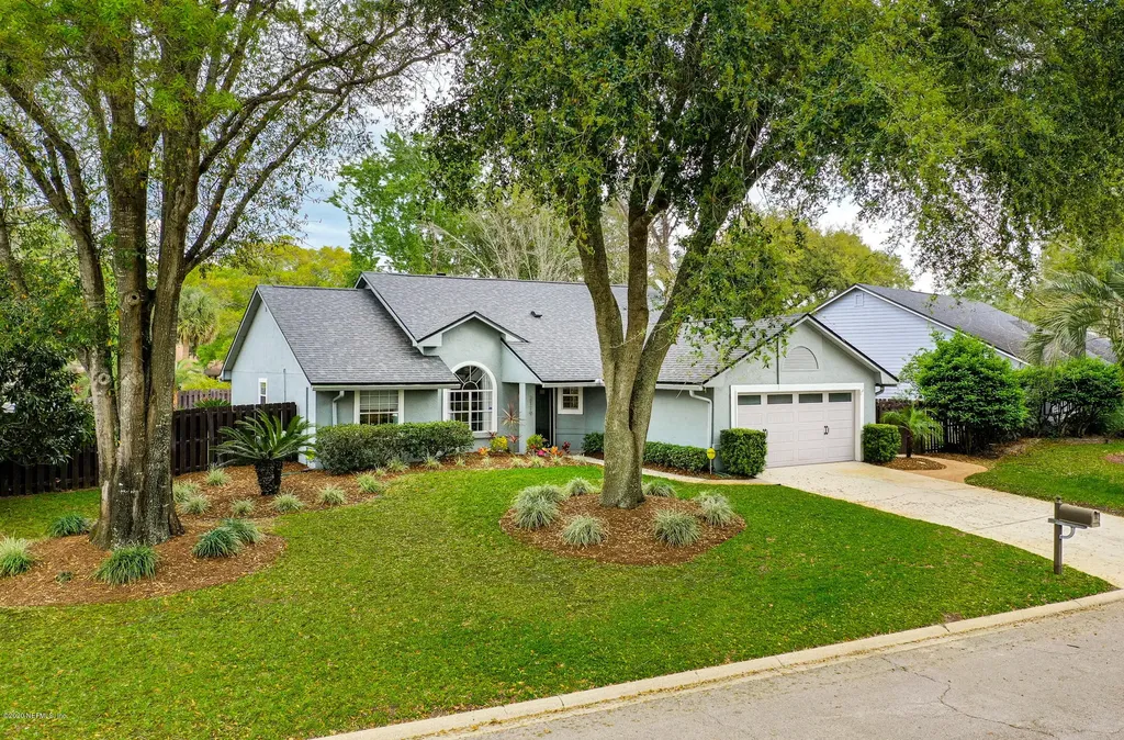 2119 Lady Di Lane Jacksonville FL 32246