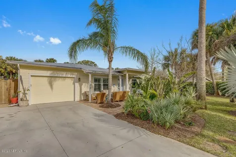 685 Sailfish Drive E Atlantic Beach FL 32233