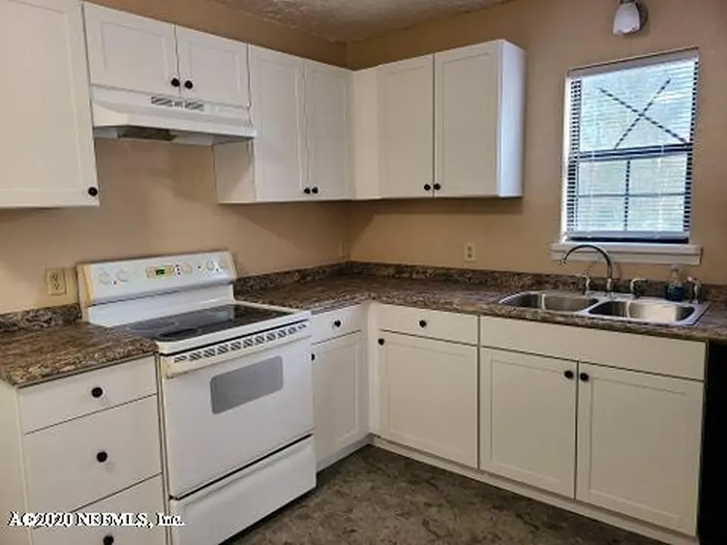 124 Marion Street Florahome FL 32140