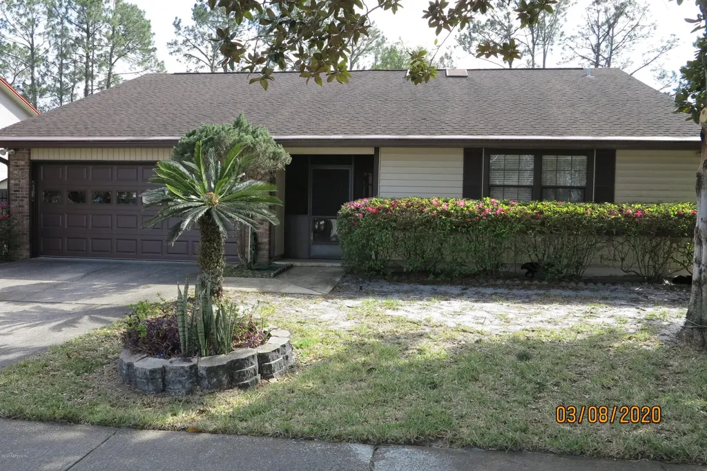 4518 Crosstie Road S Jacksonville FL 32257