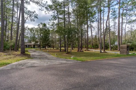 984 Eagle Bend Court Jacksonville FL 32226