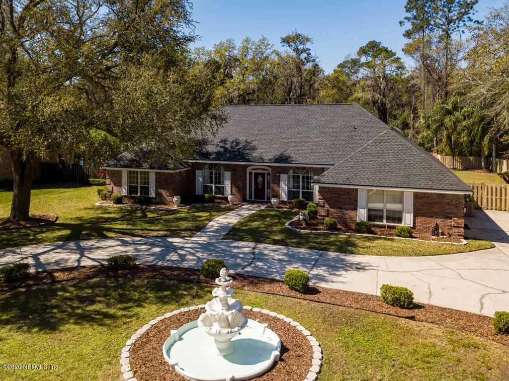 4492 Oak Bay Drive W Jacksonville FL 32277