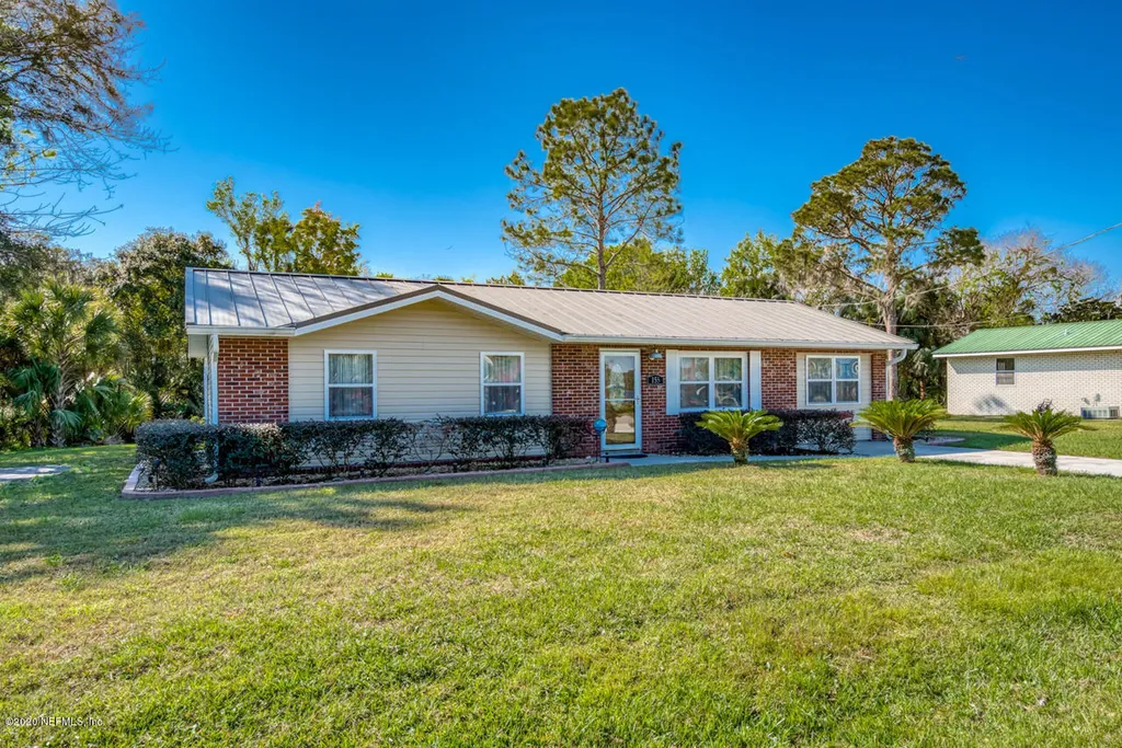 155 Beechers Point Drive Welaka FL 32193