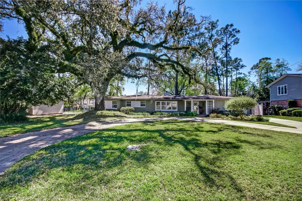 4444 Country Club Road Jacksonville FL 32210
