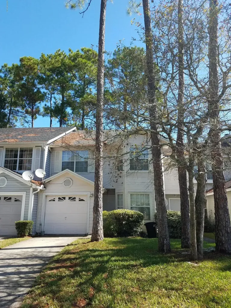 8193 Loch Avon Court Jacksonville FL 32244